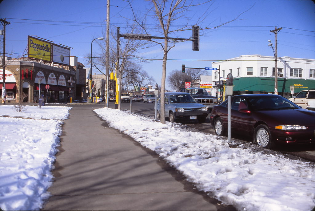 #17 Hennepin Avenue near 28th Street, Minneapolis, Feb 1993