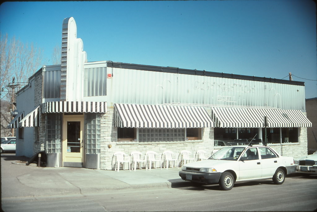 #138 Penny University Coffeehouse, 50th Street at Penn Ave S, Minneapolis, April 1993