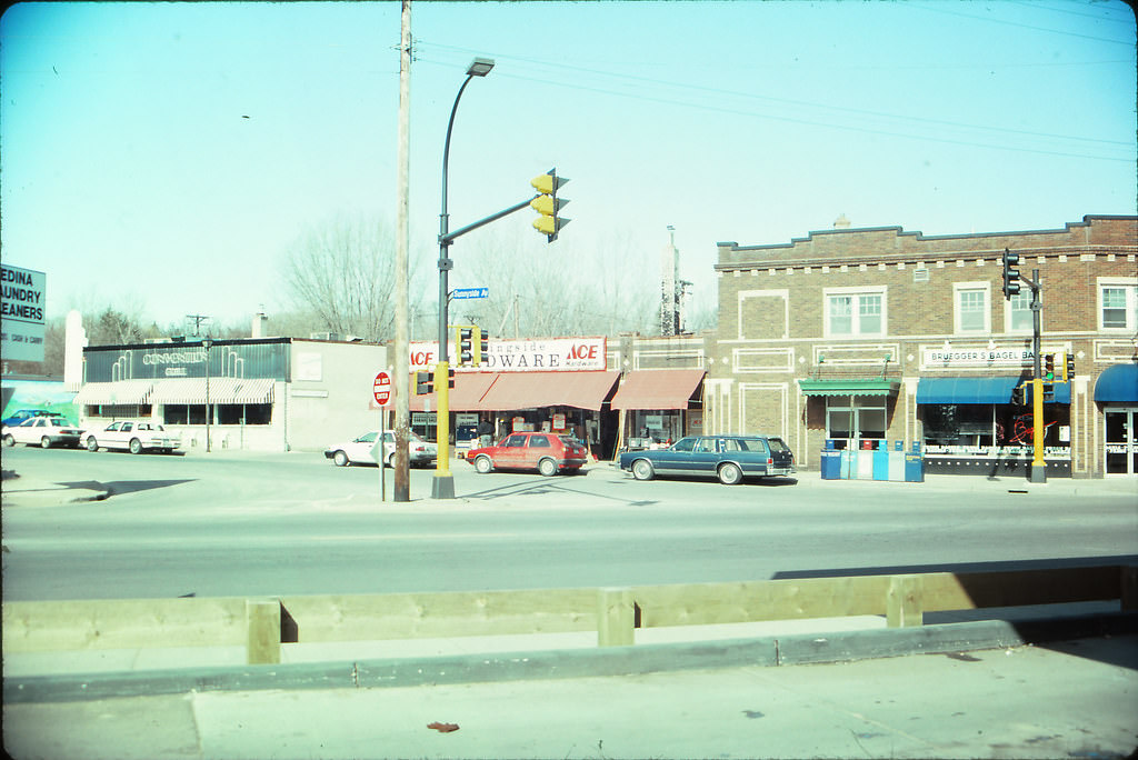 #139 Penny University Coffeehouse, 50th Street at Penn, Minneapolis, April 1993