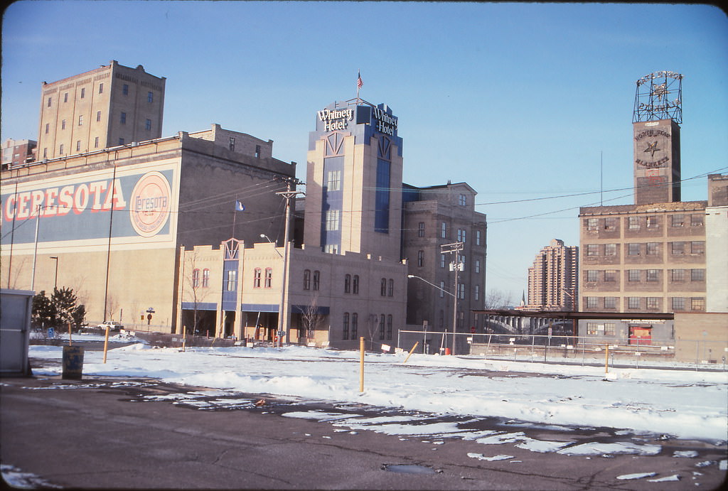 #26 Milling District, Minneapolis, Jan 1993