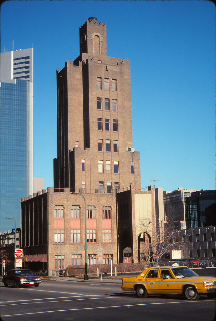 #31 Nicollet Hotel, Nicollet Mall at Washington Avenue, Minneapolis, 1990s