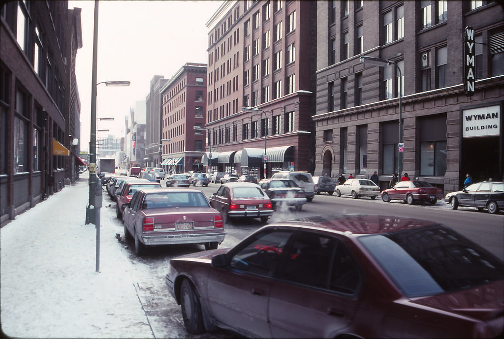 #73 First Avenue at N 4th Street, Minneapolis, Dec 1990