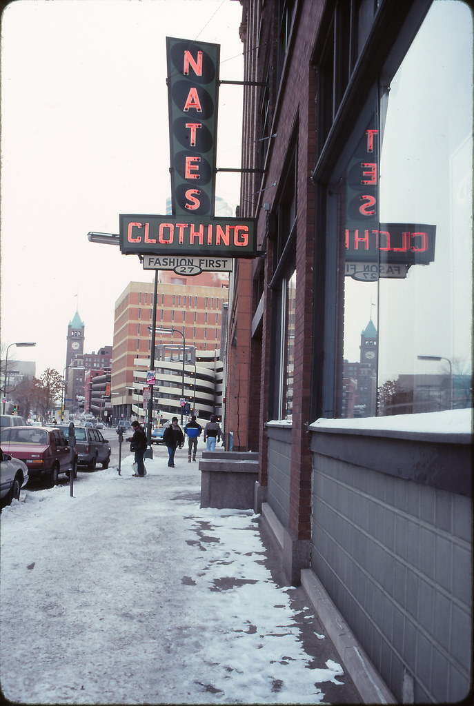 #74 First Avenue at N 2nd Street, Minneapolis, Dec 1990