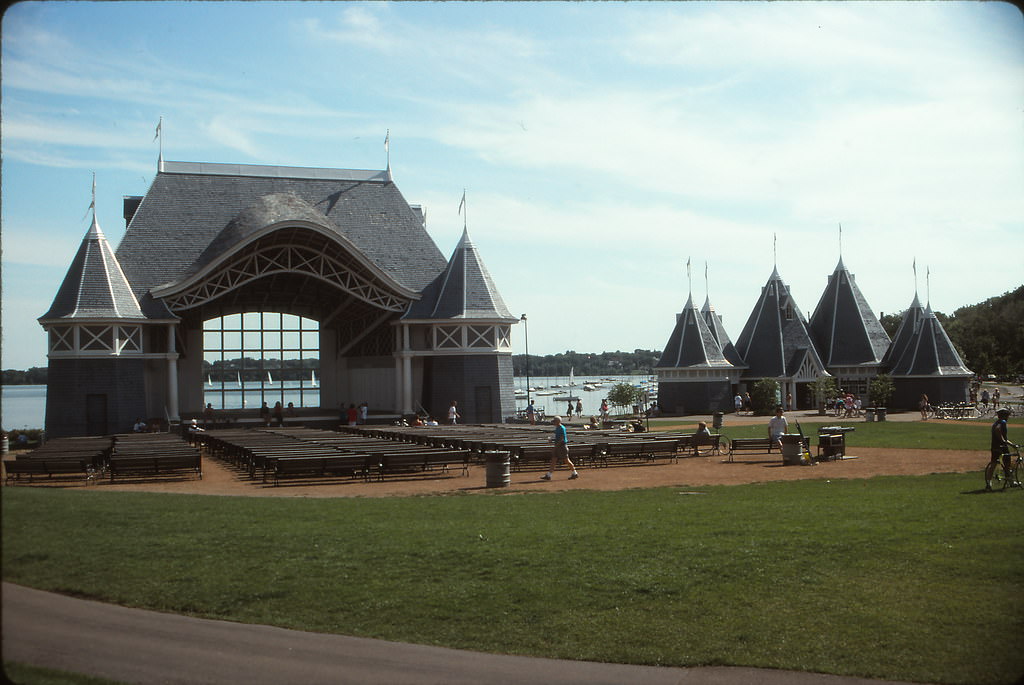 #98 Lake Harriet Bandshell, Minneapolis, August 1991