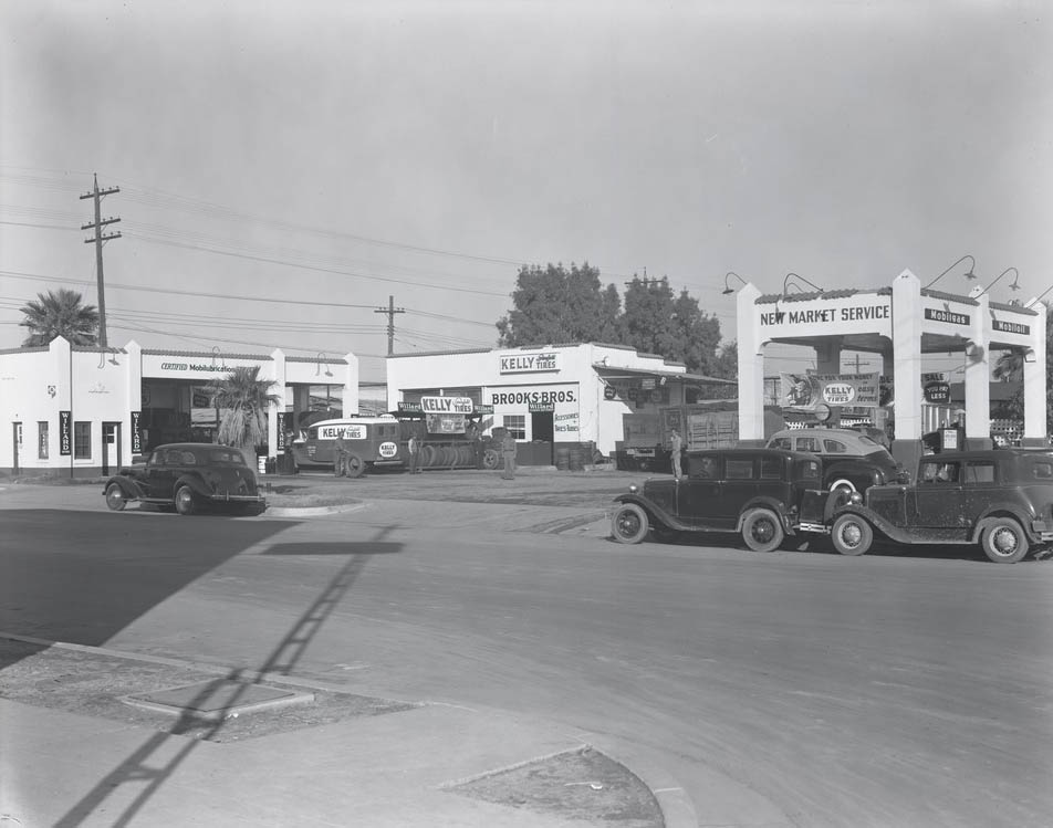 #77 Kelly-Springfield Tire Co. Building and Lot, Phoenix, 1940