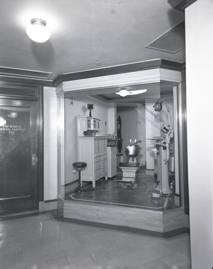 #26 Dental Equipment Display in the Professional Building, Phoenix, 1940