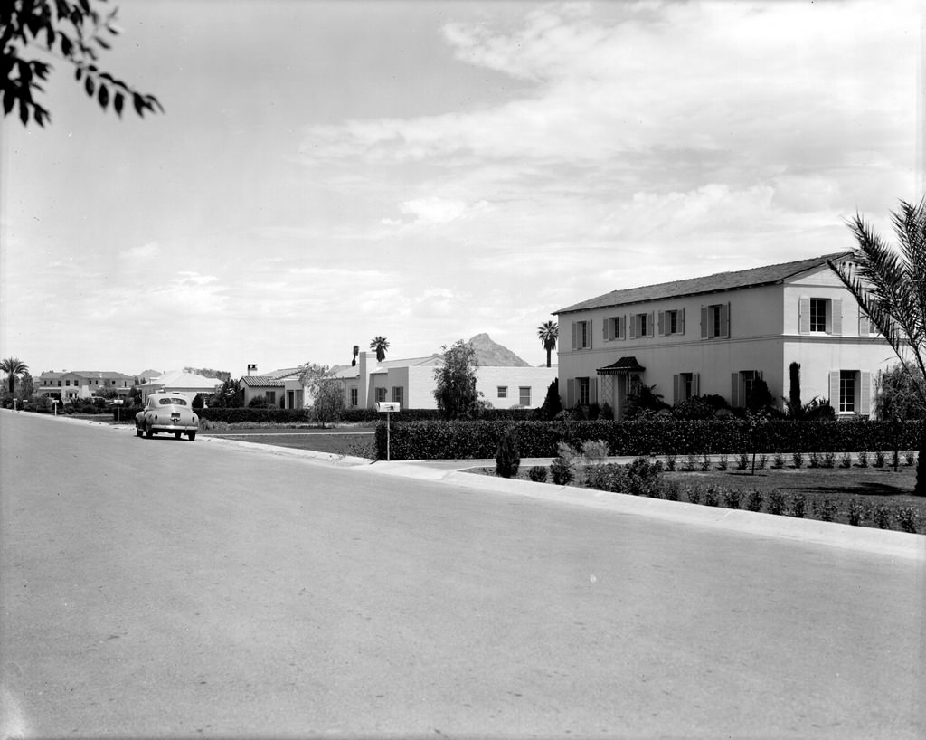 #55 Studer Residence Exterior, Phoenix, 1940