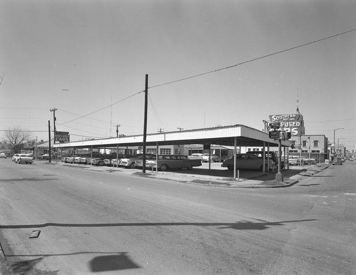 #70 Southern Motors New and Used Cars, southwest corner of Water Street (left) and East Market Street, 1965
