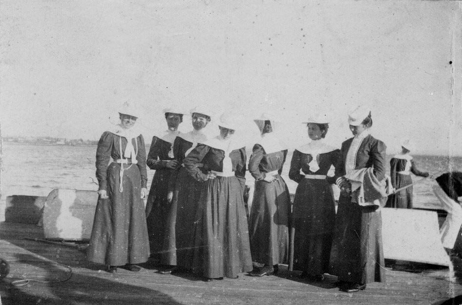 #100 Apsaras Rowing Club, 1899