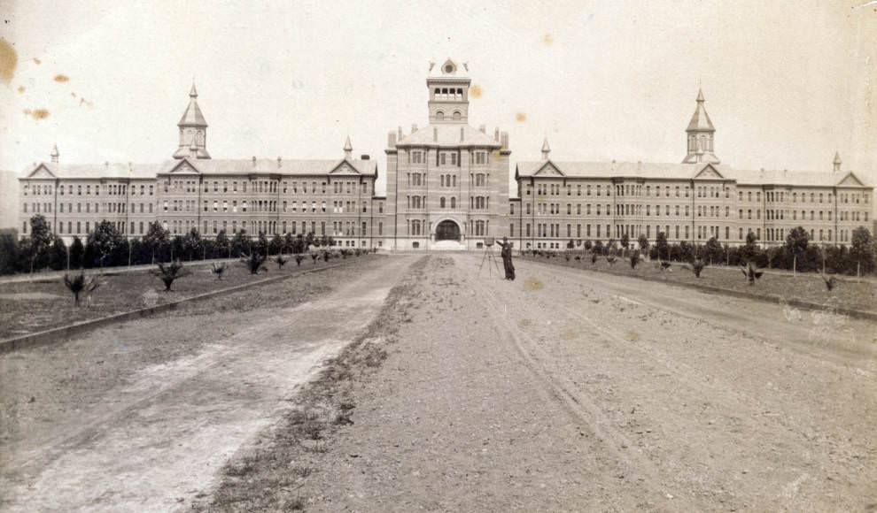 #32 Santa Clara, Agnews State Asylum for the Insane, 1888.