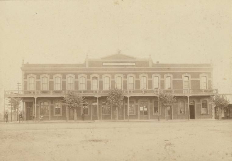 #26 Union Hotel at 3rd Avenue and Railroad, 1881