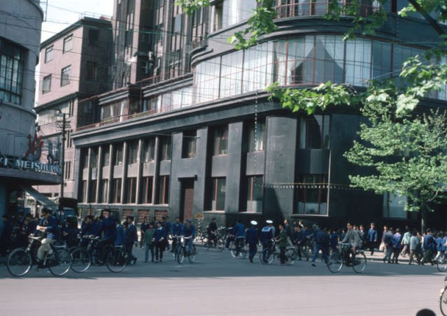 #40 Shanghai International Hotel (formerly and once again known as the Park Hotel), 1970s