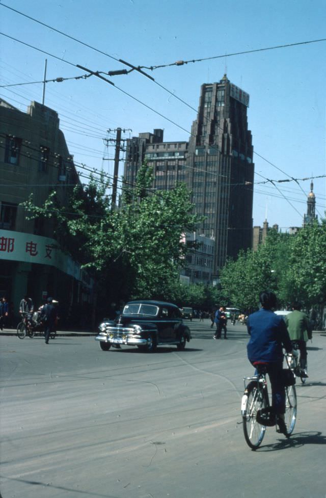 #41 Shanghai International Hotel (formerly and once again known as the Park Hotel), 1970s