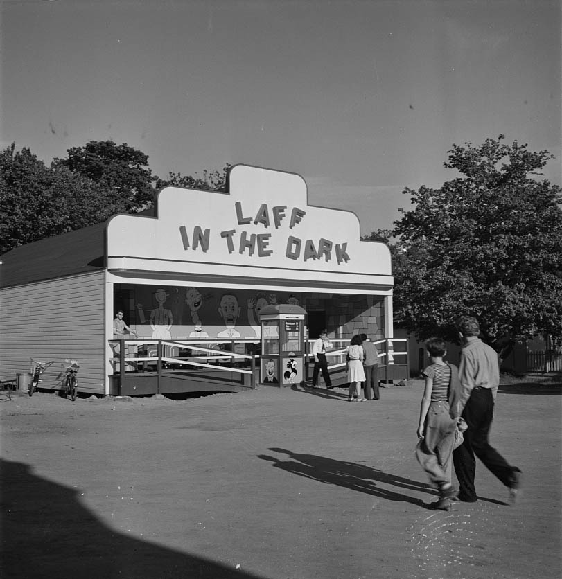 #25 Amusement Park, 1942.