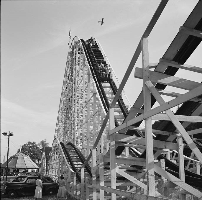 #44 Roller coaster, 1942