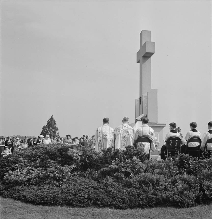 #68 Saint Thomas cemetery, 1942