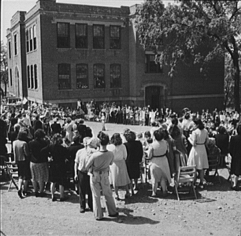 #41 Young people watching a game, 1942
