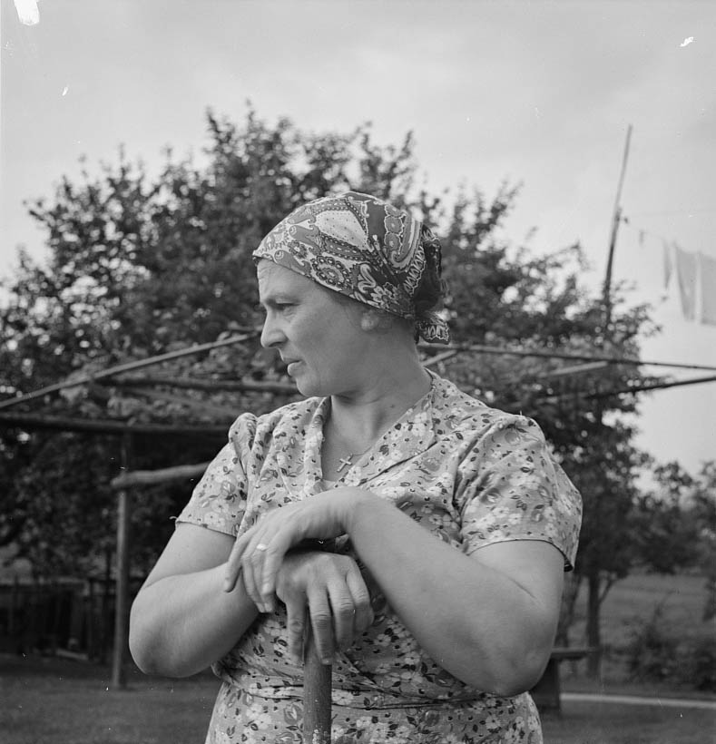 #49 Mrs. John Chimbor, one of the newer generations of Americans. She came from Iceland twenty years ago, 1942