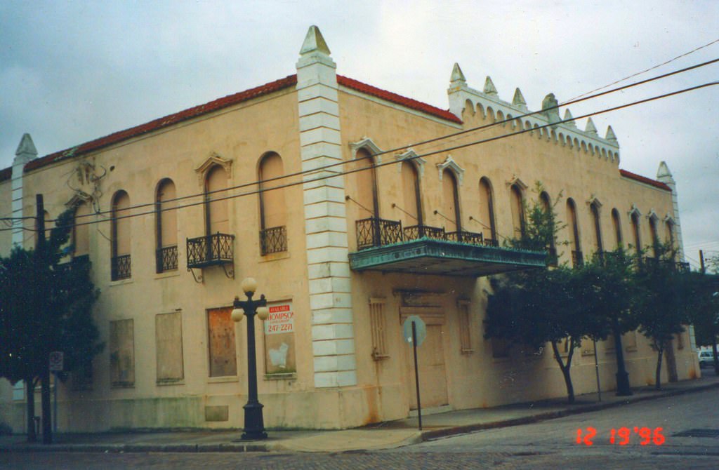 #34 Ybor Land and Improvement Co, Tampa, 1996.