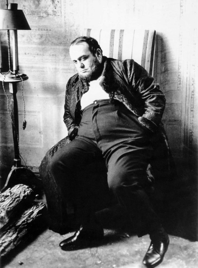 #13 Marco Ferreri during the shooting of Casanova ’70, 1965