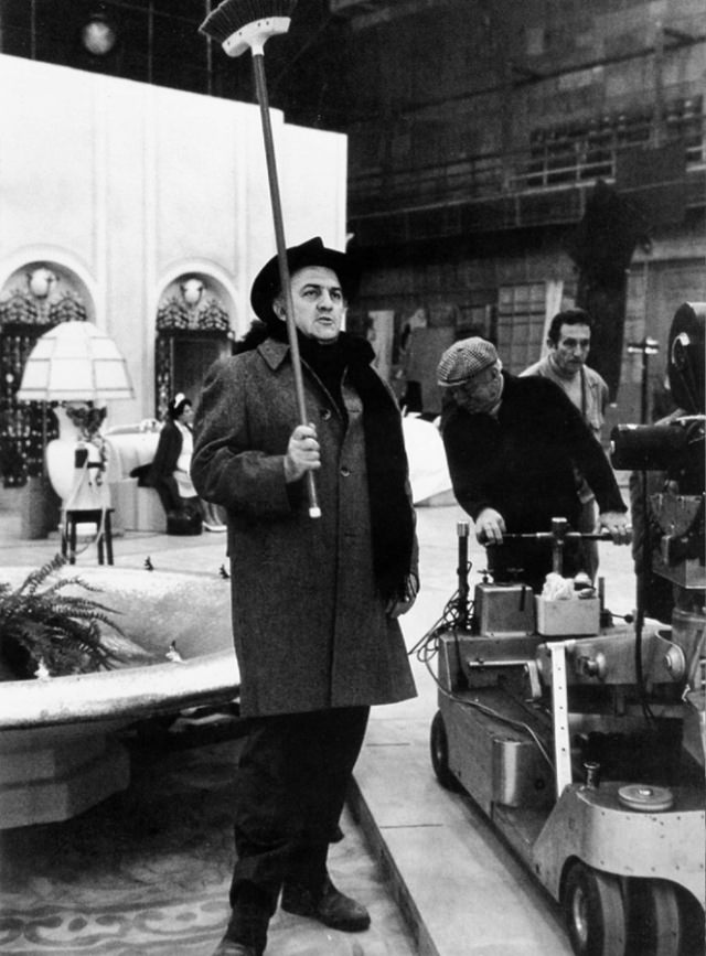 #6 Fellini during the filming of Amarcord, 1974