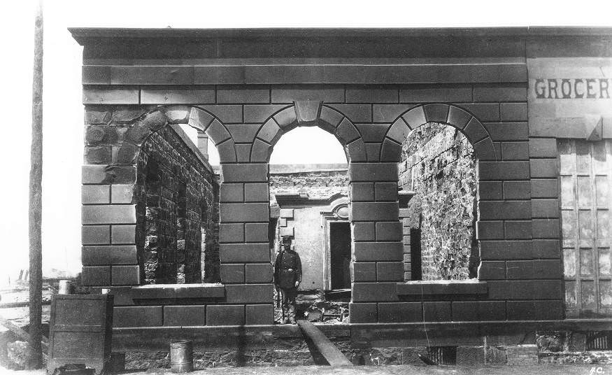 Remains of Dexter Horton &; Co. bank, 1st Ave. S. and S. Washington St.