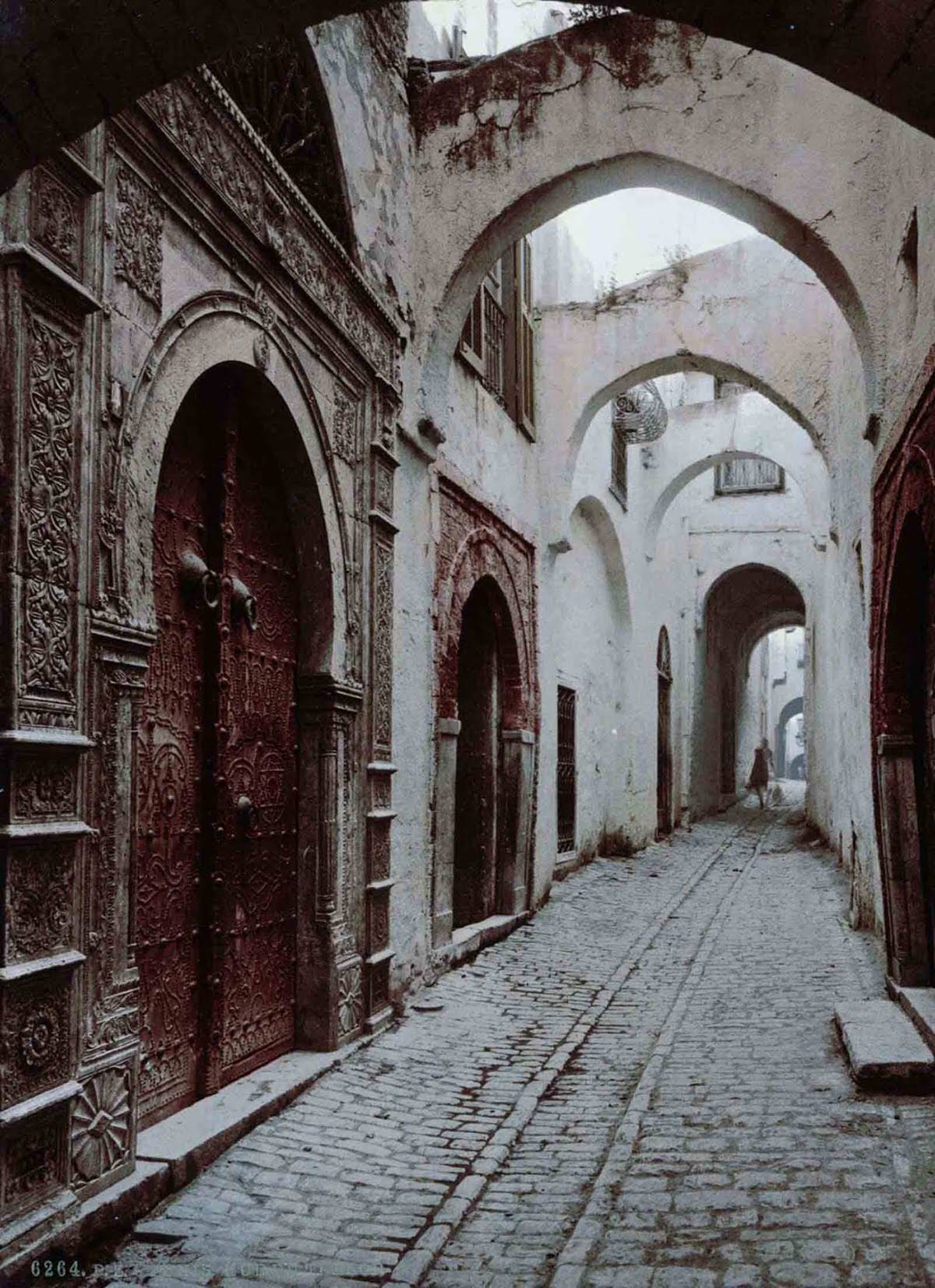 #33 Tresure Street, Tunis.