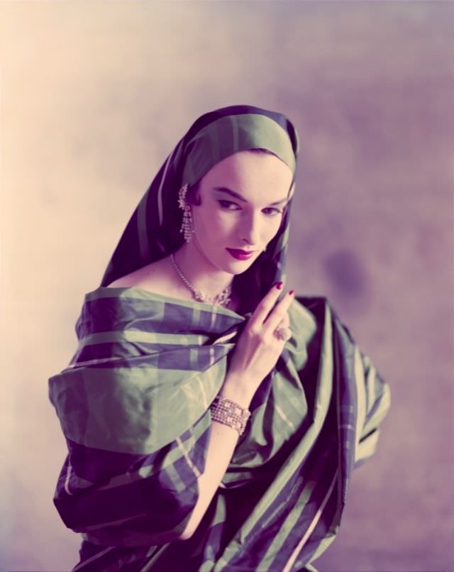 #11 Victoria von Hagen, Vogue USA, October 1952
