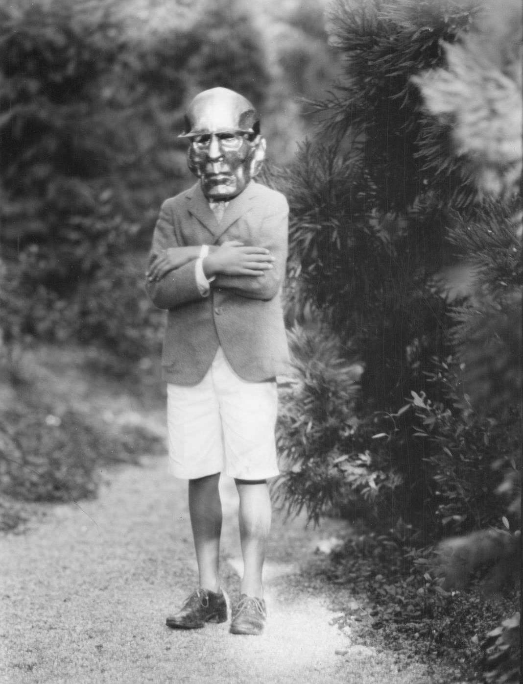 Wladysław Benda: The Talented Mask Maker from the Early 20th Century Weird