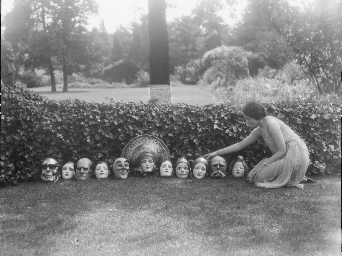 Wladysław Benda: The Talented Mask Maker from the Early 20th Century Weird