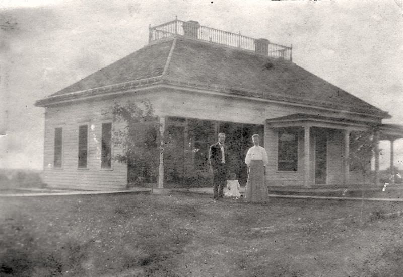 #10 Fancy house in Hickman, Nebraska