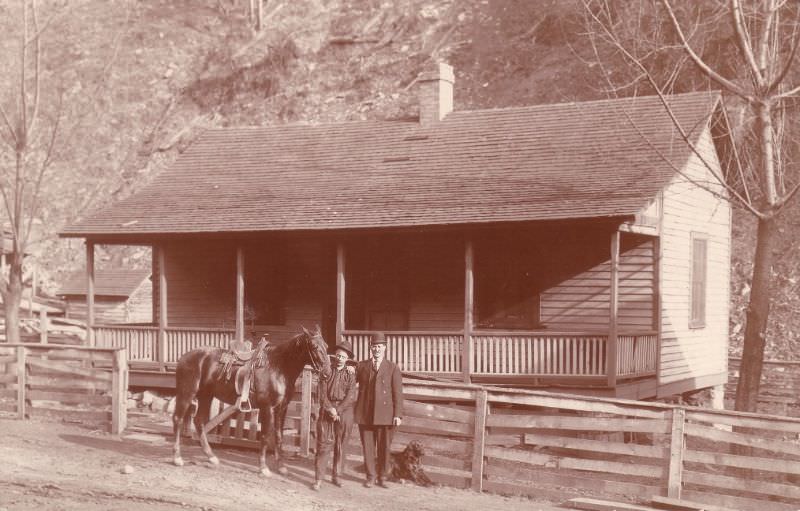 #21 Mars, West Virginia