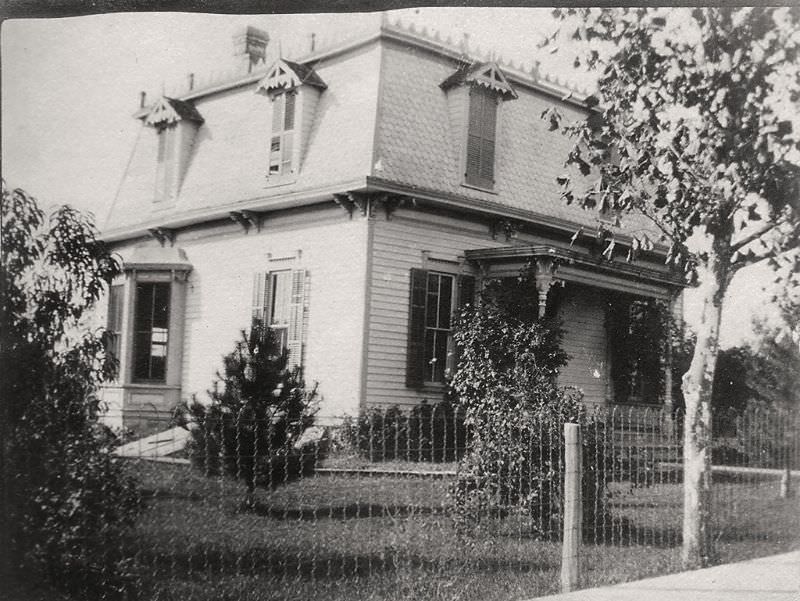 #9 Fancy house in Hickman, Nebraska.
