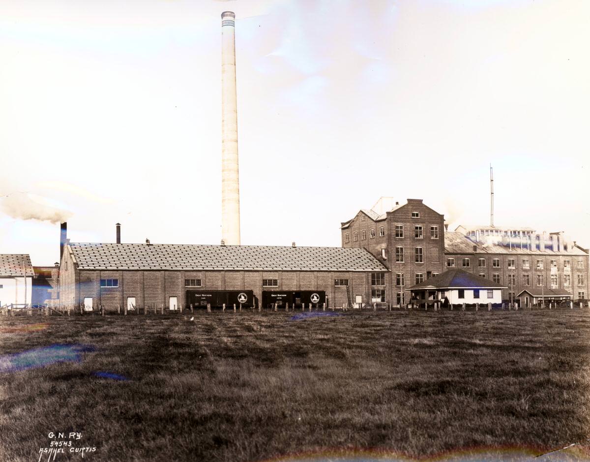#113 Sugar beet refinery in Bellingham, 1925