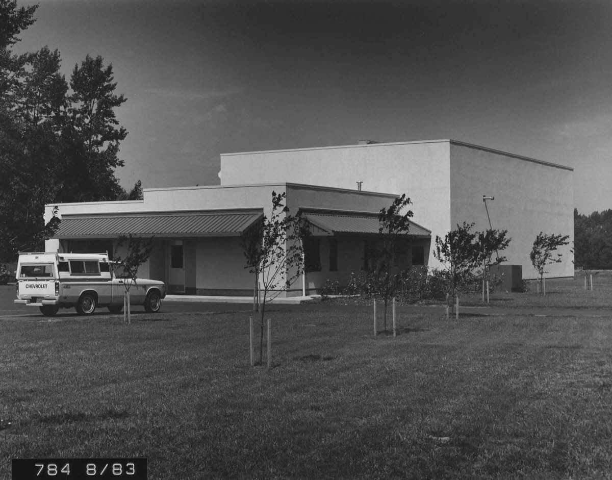 #97 Bellingham International Airport Maintenance, 1983