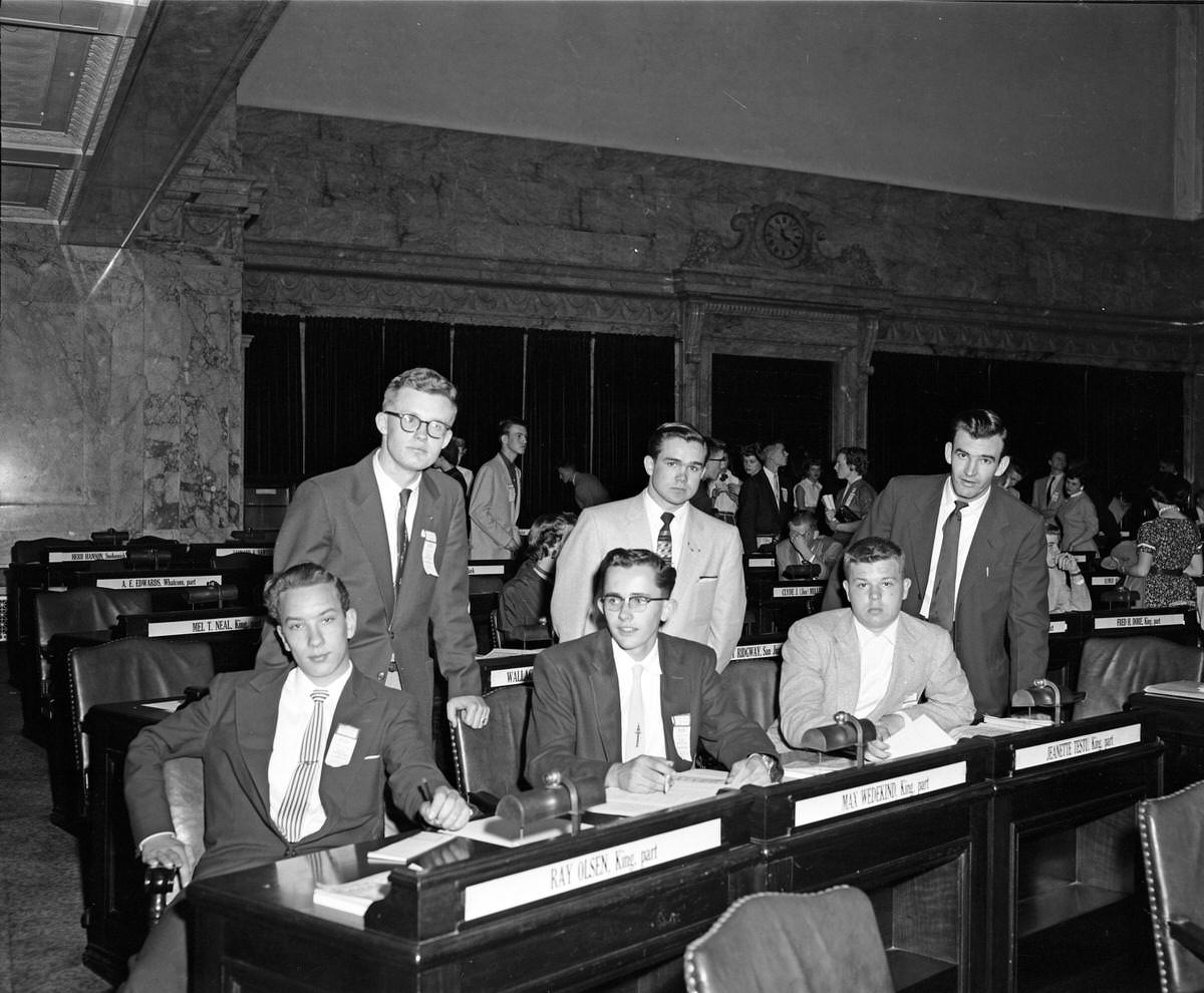 #98 Bellingham YMCA delegation in House chamber, 1949