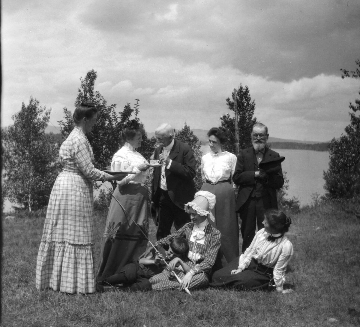 #16 Father Brown taking tea with friends at Lake City in 1901.