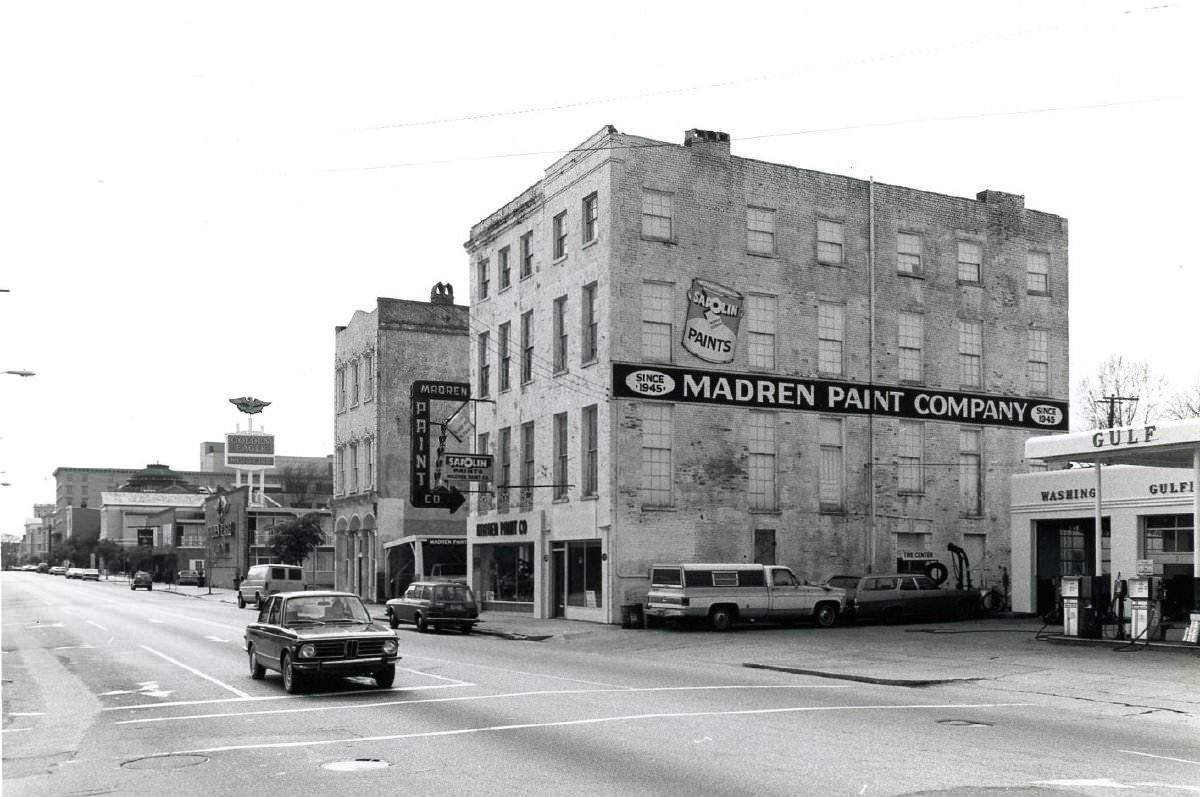#98 West Side of Meeting Street Below Market Street (177 Meeting Street, Madren Paint Company), 1970s