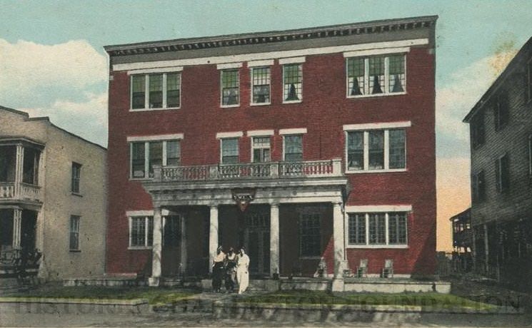 #102 Y.W.C.A., Charleston, S.C. [26 George Street], 1920