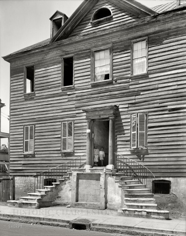 #33 56 Beaufain Street, 1937