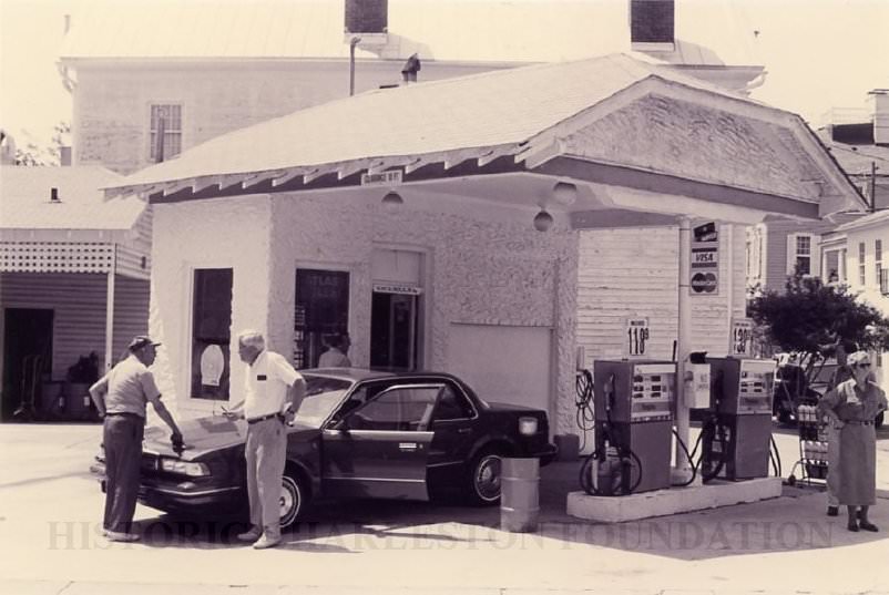 #46 71 King Street (Fort Sumter Filling Station), 1994