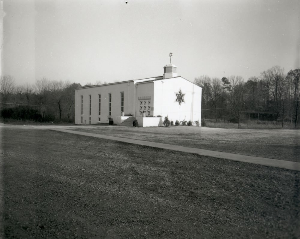 #10 Temple Beth El, 1940s