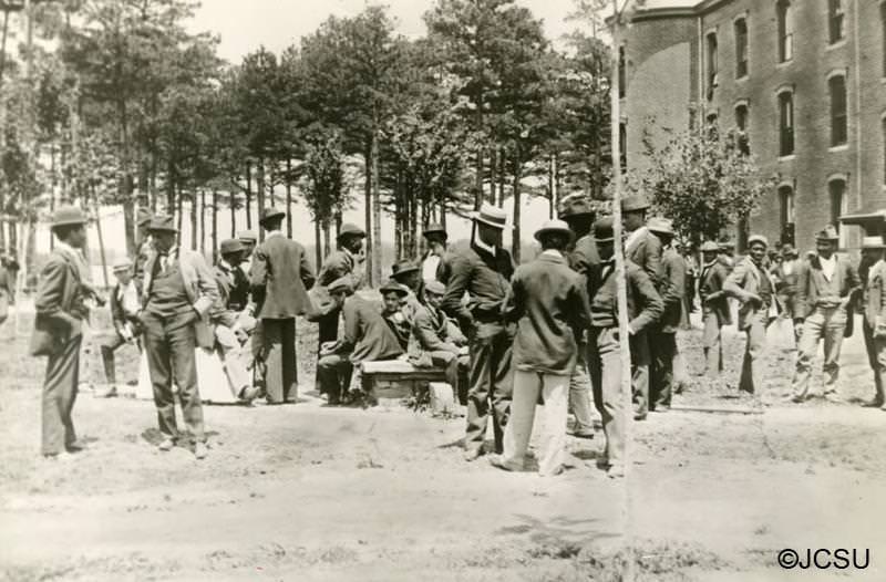 #41 Student block session outside Biddle Hall, 1960s