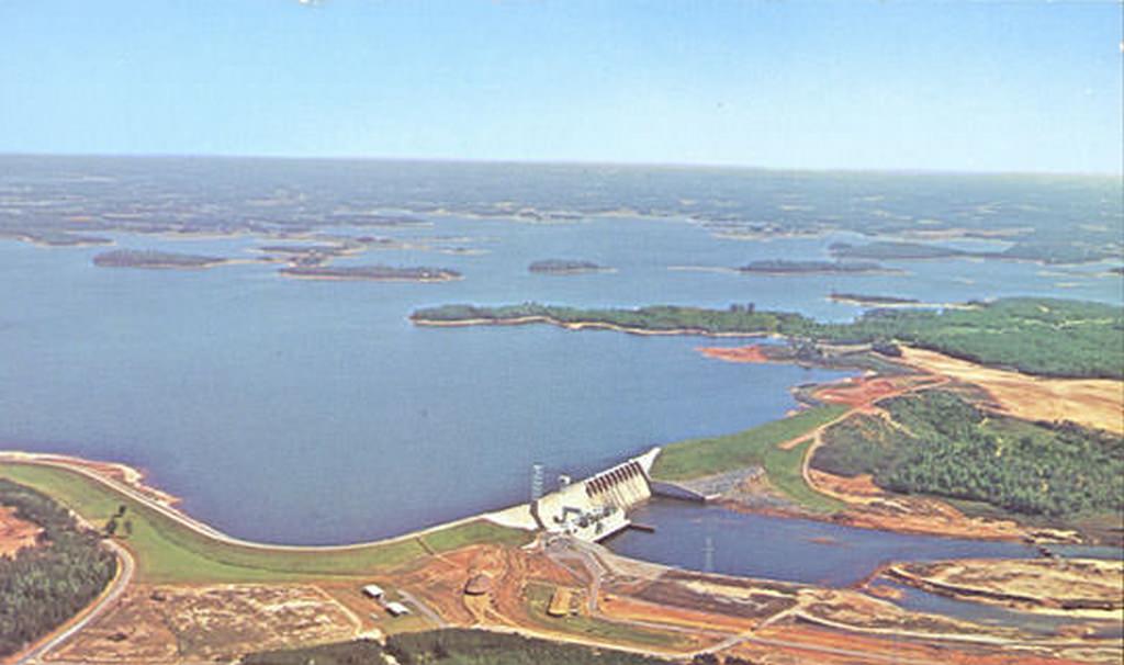 #66 Lake Norman, 1970