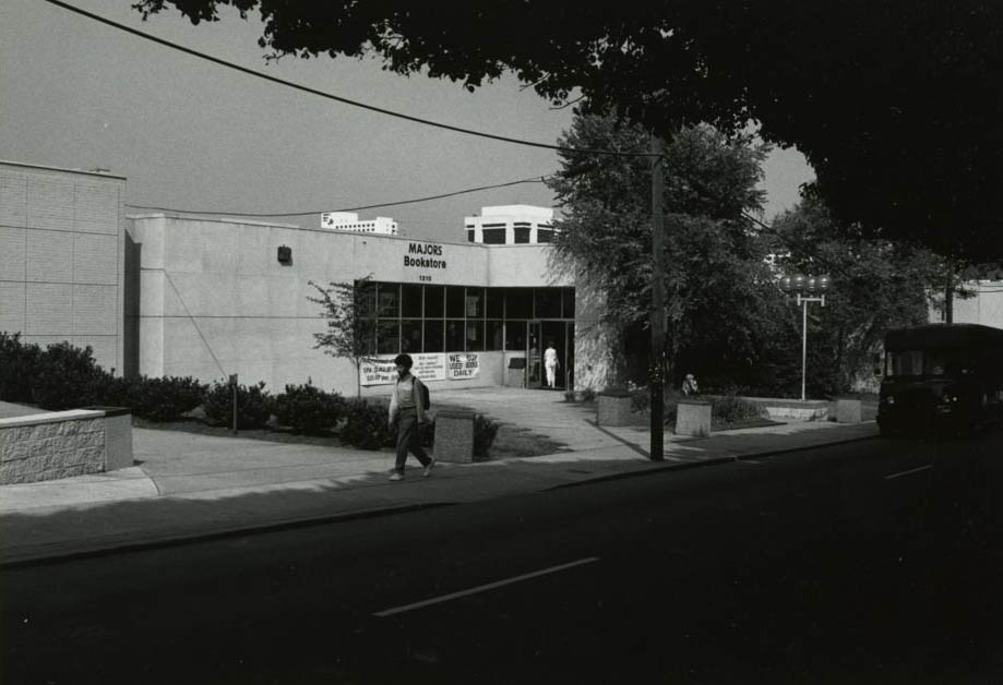 #25 Majors Bookstore, Charlotte, 1970s