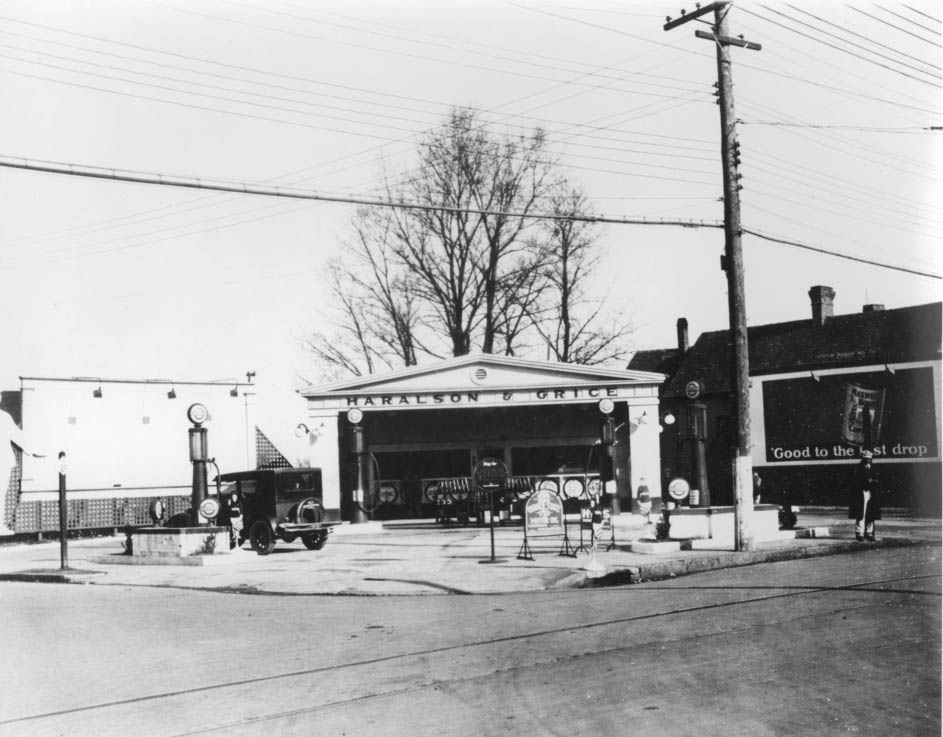 #16 Gas Station, 1926