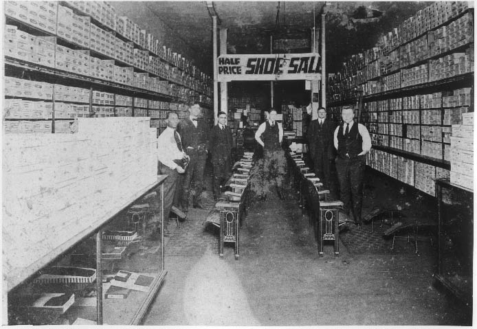 #31 Standard Shoe Store, 1926