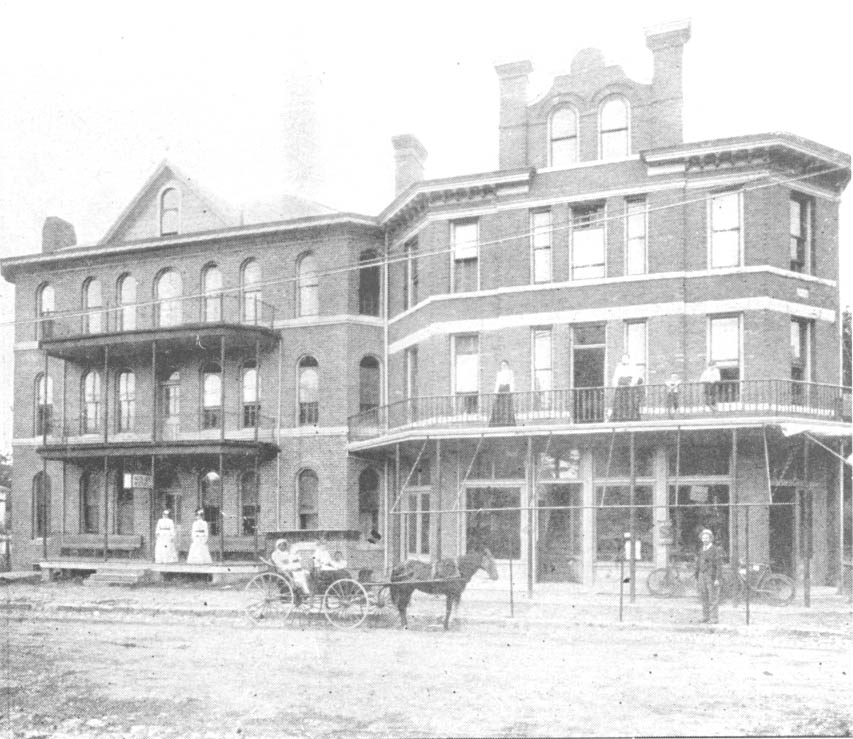 #33 The Queen City Hotel was located on the northeast corner of College and Fifth Streets, 1904