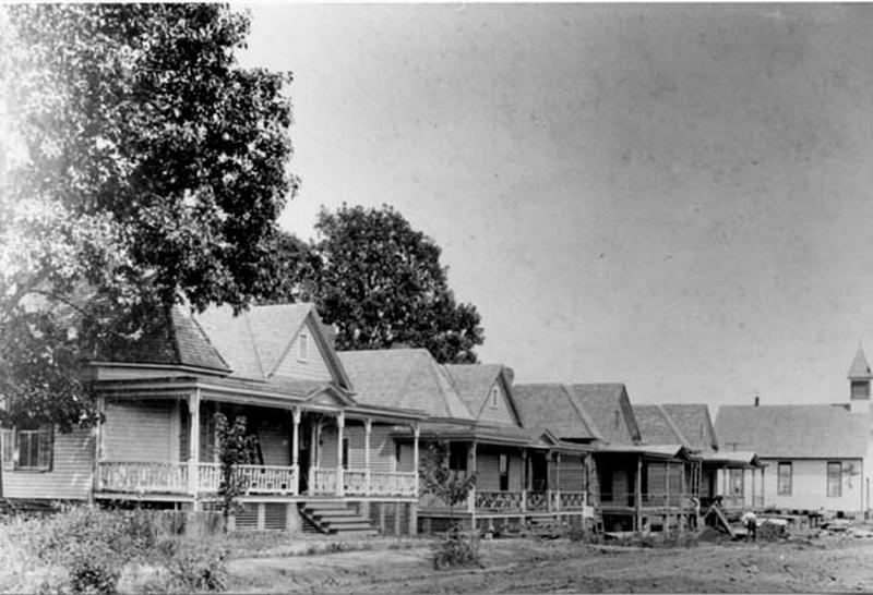 #6 Row of mill houses somewhere in Charlotte, 1920