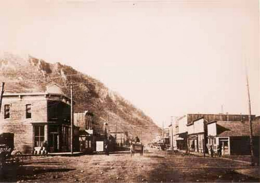 #33 Aspen 500 Block Hyman Ave, 1885